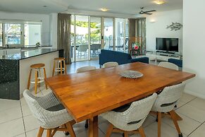 Waters Edge Apartment