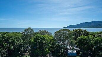 Waters Edge Apartment