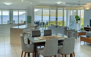 Waters Edge Apartment