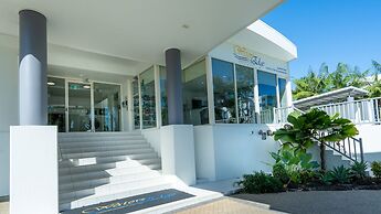 Waters Edge Apartment