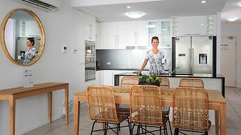 Waters Edge Apartment