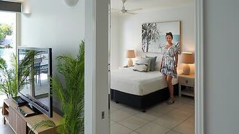 Waters Edge Apartment