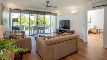 Waters Edge Apartment