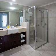 Waters Edge Apartment