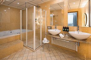 Crowne Plaza Padova by IHG