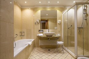 Crowne Plaza Padova by IHG
