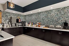 La Quinta Inn & Suites by Wyndham Oxford - Anniston