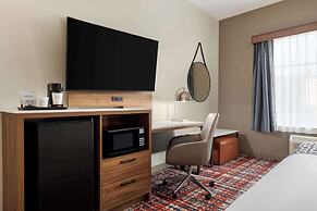 La Quinta Inn & Suites by Wyndham Oxford - Anniston