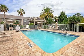 Best Western Edgewater Inn