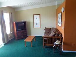 Ocean Shores Inn & Suites