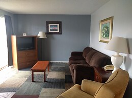 Ocean Shores Inn & Suites