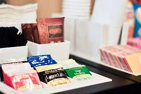 Hampton Inn & Suites Louisville East