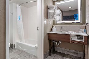 Hampton Inn & Suites Louisville East