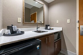 Hampton Inn & Suites Louisville East
