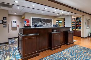 Hampton Inn & Suites Louisville East