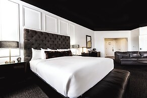 The Delafield Hotel