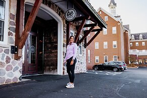 The Delafield Hotel