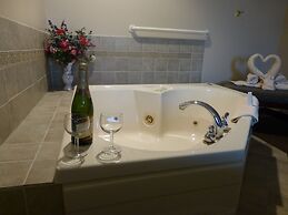 Hearthstone Inn & Suites
