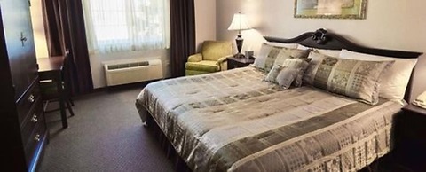 Hearthstone Inn & Suites