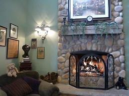 Hearthstone Inn & Suites