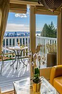 Crystal's View Bed & Breakfast