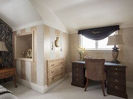 Crystal's View Bed & Breakfast