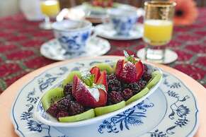 Crystal's View Bed & Breakfast