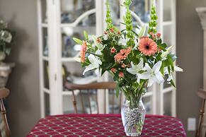 Crystal's View Bed & Breakfast