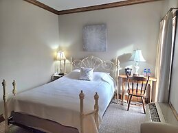 Afton House Inn