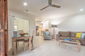 Meridian Port Douglas - Adults only