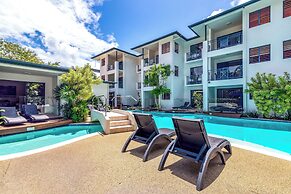 Meridian Port Douglas - Adults only