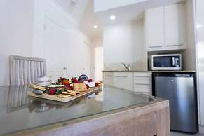 Meridian Port Douglas - Adults only
