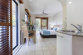 Meridian Port Douglas - Adults only