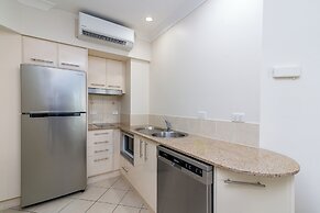 Meridian Port Douglas - Adults only