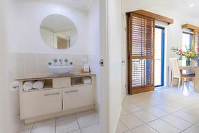 Meridian Port Douglas - Adults only