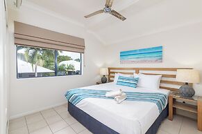 Meridian Port Douglas - Adults only
