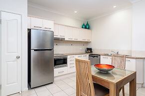 Meridian Port Douglas - Adults only