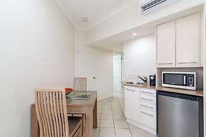 Meridian Port Douglas - Adults only