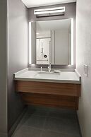 Courtyard by Marriott Hamilton