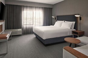 Courtyard by Marriott Hamilton