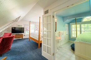 Yelton Manor Bed & Breakfast