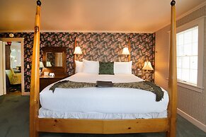 Yelton Manor Bed & Breakfast