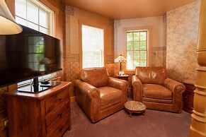 Yelton Manor Bed & Breakfast