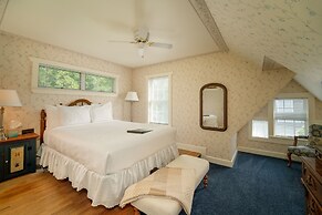 Yelton Manor Bed & Breakfast