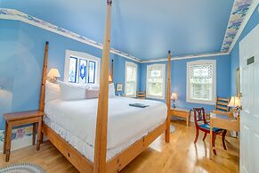 Yelton Manor Bed & Breakfast