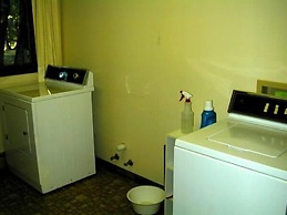 Woodland Motor Lodge