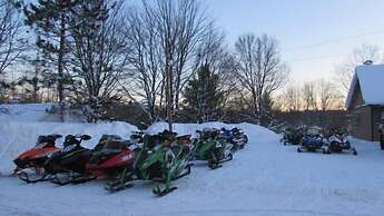 Woodland Motor Lodge