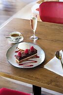 greet Hotel Massieux Lyon Nord