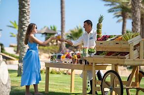 Constantinou Bros Pioneer Beach Hotel
