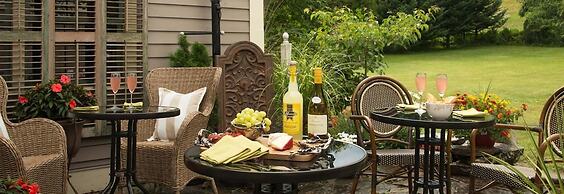 Deer Brook Inn